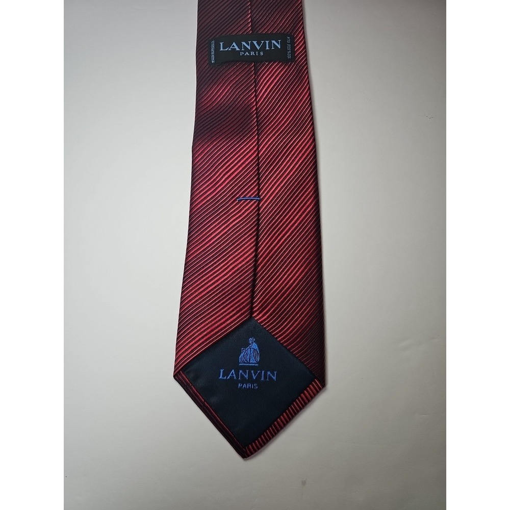 LANVIN Paris Men's 100% Silk Necktie‎ Red LUXURY Designer Tie - Picture 7 of 9